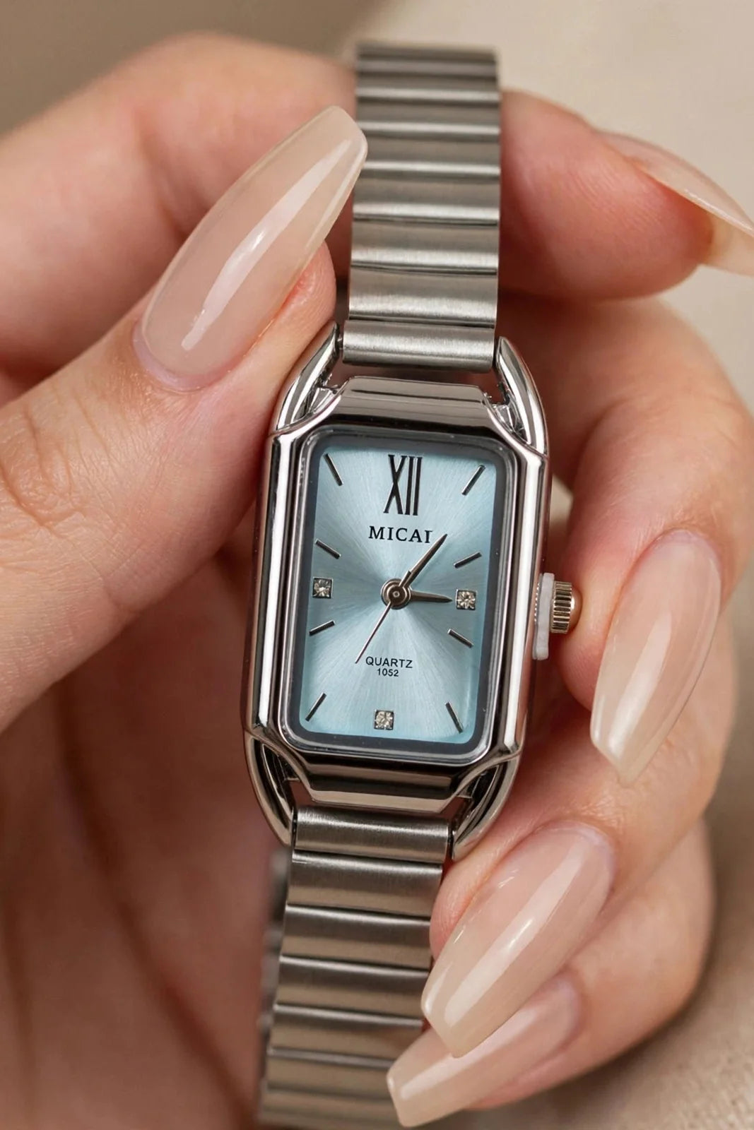MICAI Women's Ice Blue Dial Quartz Watch