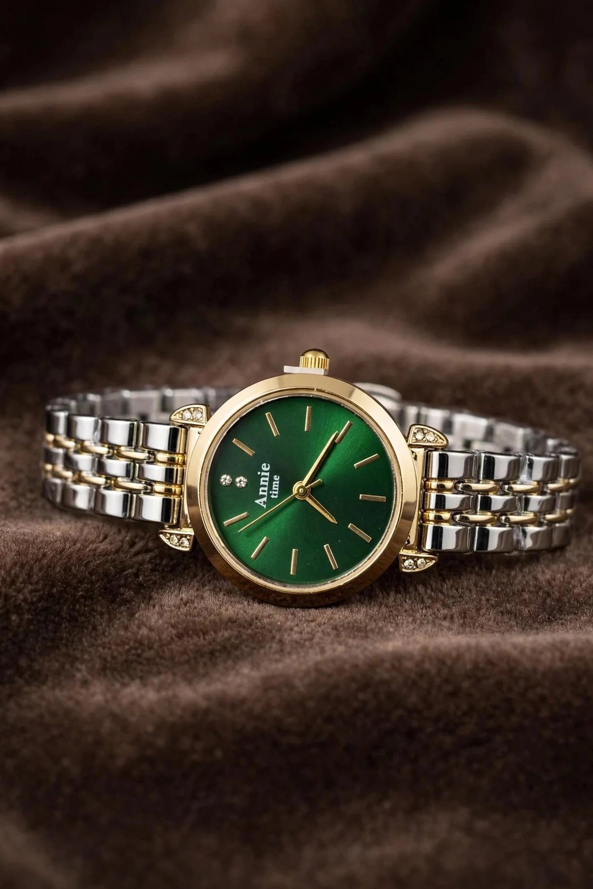 Annie Time Women's Gold Quartz Green Dial Watch