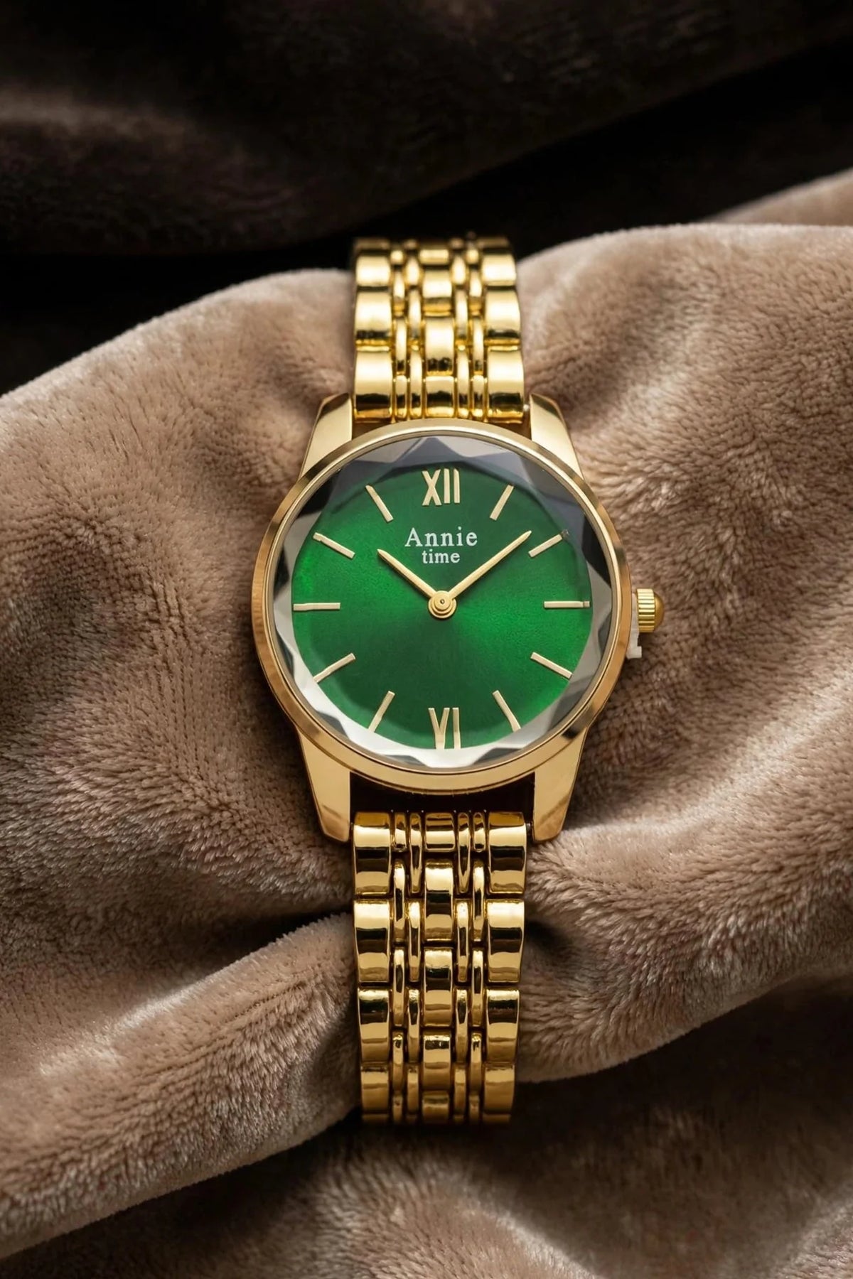Annie Time Women's Gold Quartz Green Dial Watch