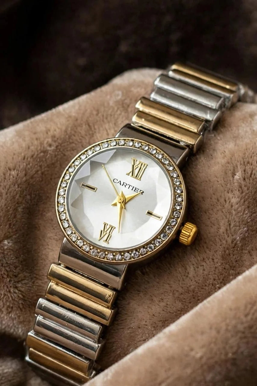 Crystal Bezel Quartz White Dial Watch