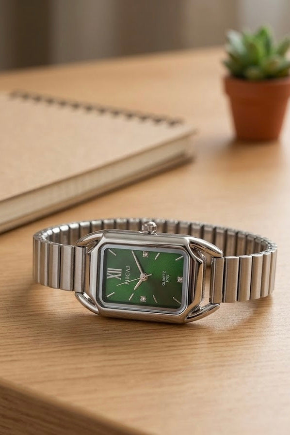 MICAI Women's Green Dial Quartz Watch