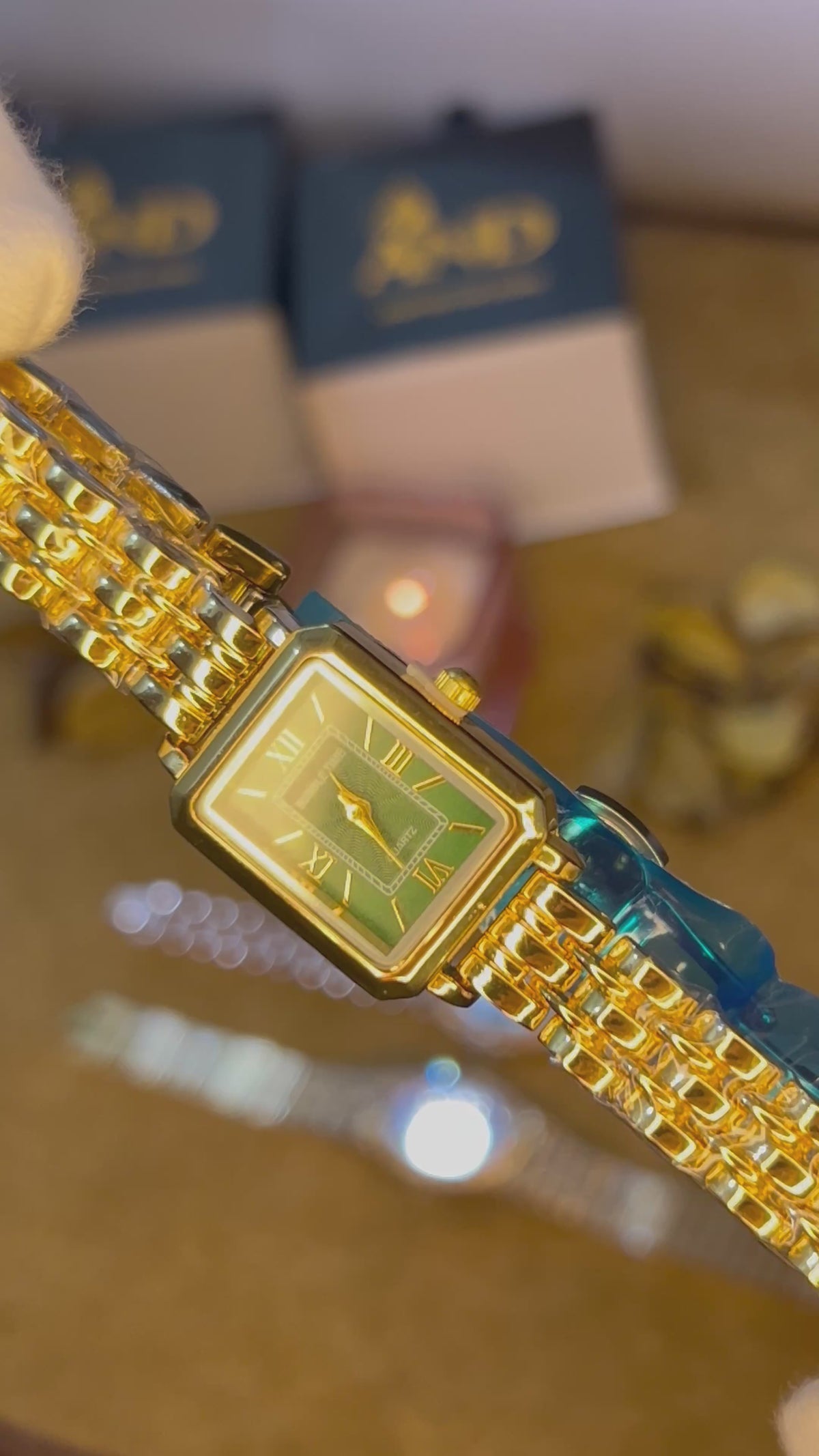 Luxury Gold Dial - Green Quartz Watch