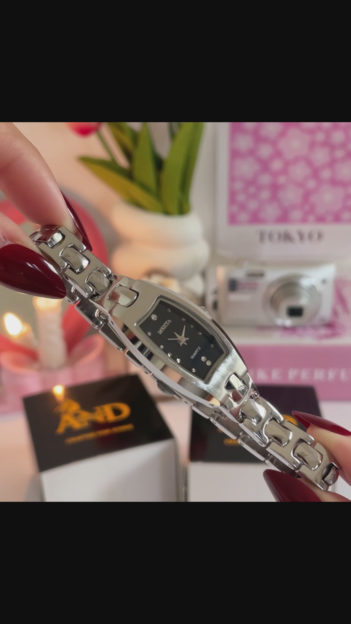 Diva Bracelet Watch With Quartz Movement